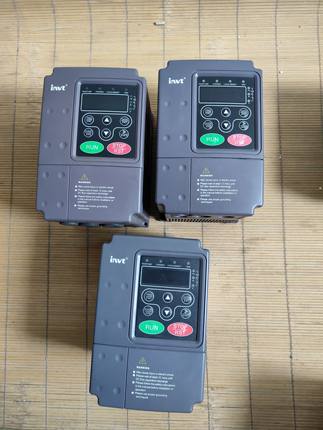 英威腾变频器CHF100A-1R5G-4/CHF100A-2R2G-4 1.5KW/2.2kw二手