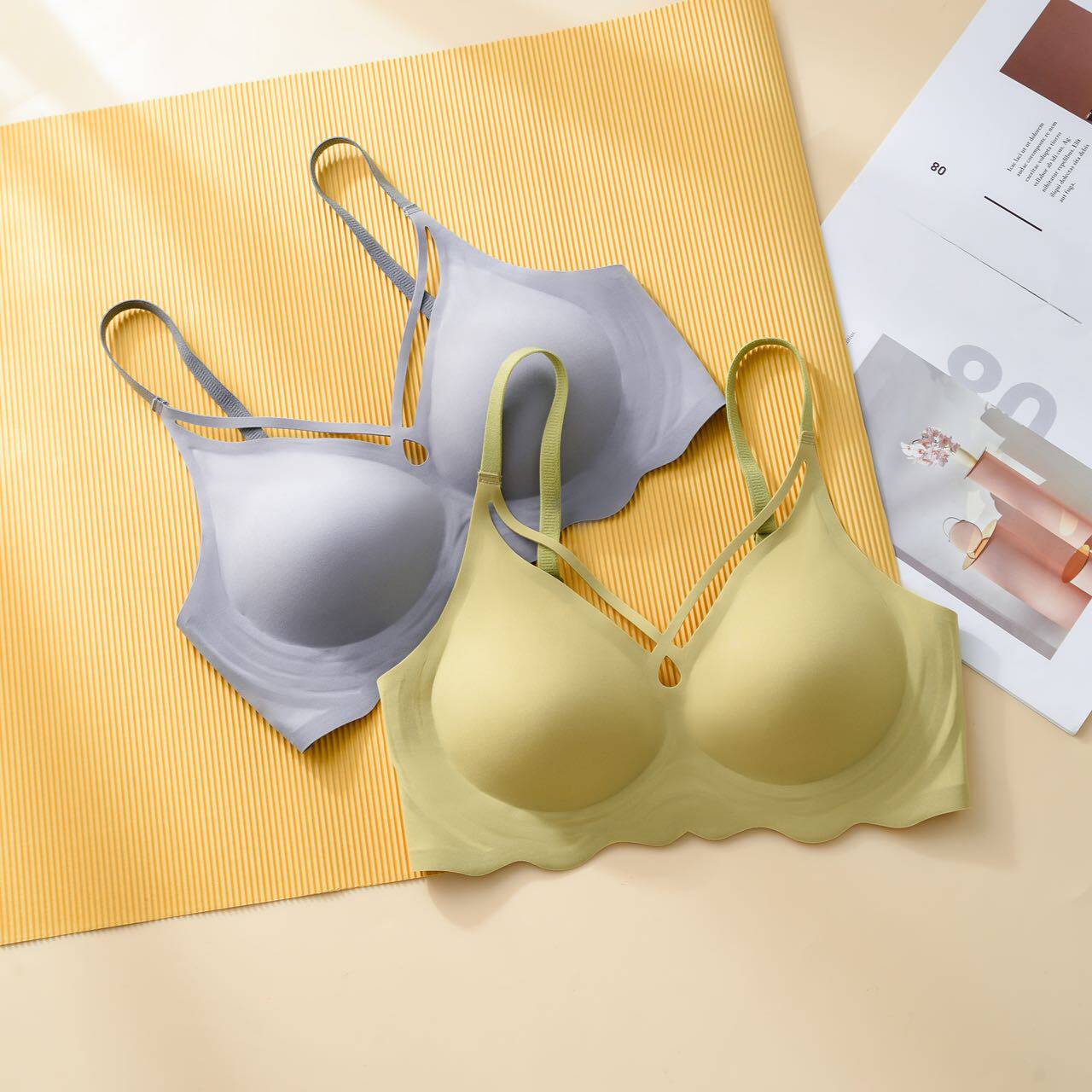 新果冻无痕性感交叉无钢圈一片式半固定杯聚拢舒适文胸高质量