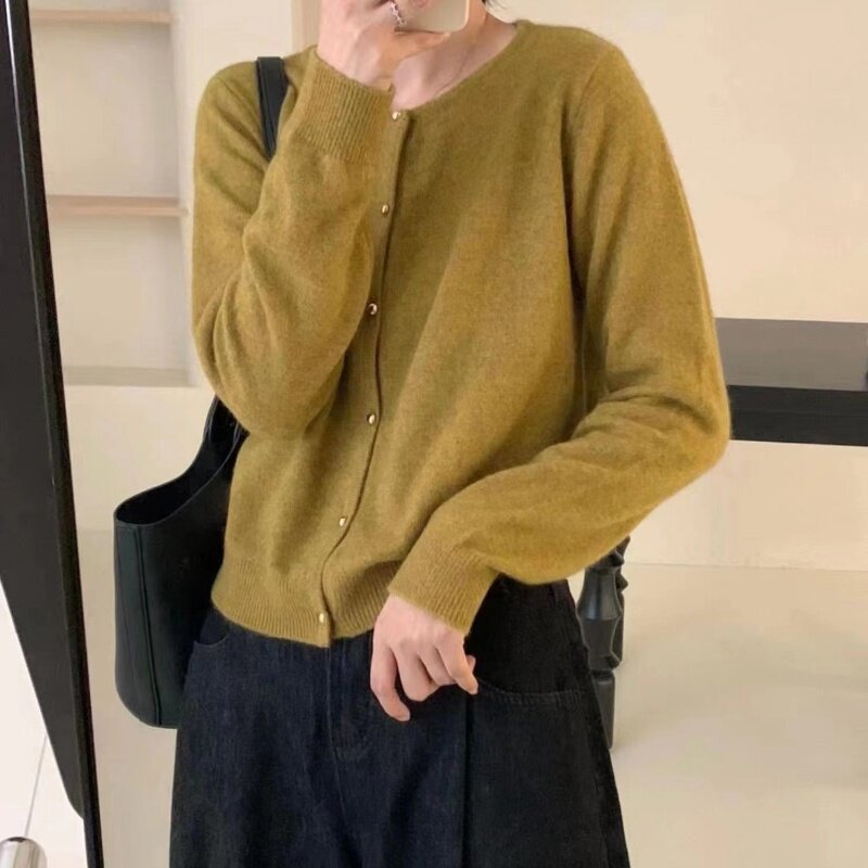通勤简约宽松短款羊绒针织衫开衫女气质百搭圆领毛衣外套羊毛上衣