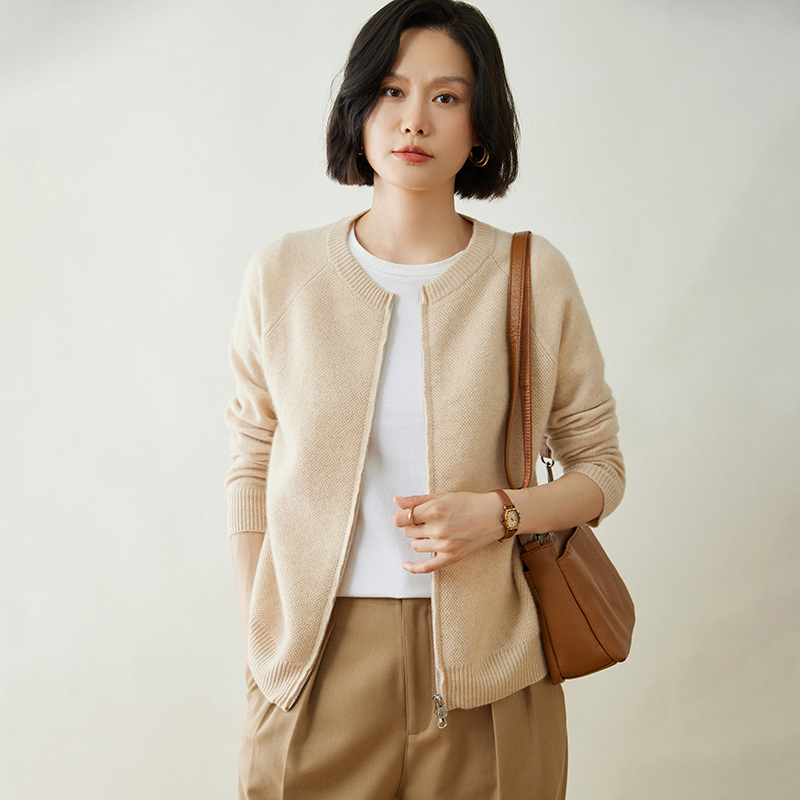 2024新款圆领羊绒开衫女时尚加厚拉链外套针织宽松纯色毛衣上衣