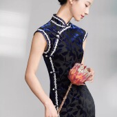 女改良新中式 复古民国风无袖 新款 旗袍2025年夏季 日常可穿 丝绒长款