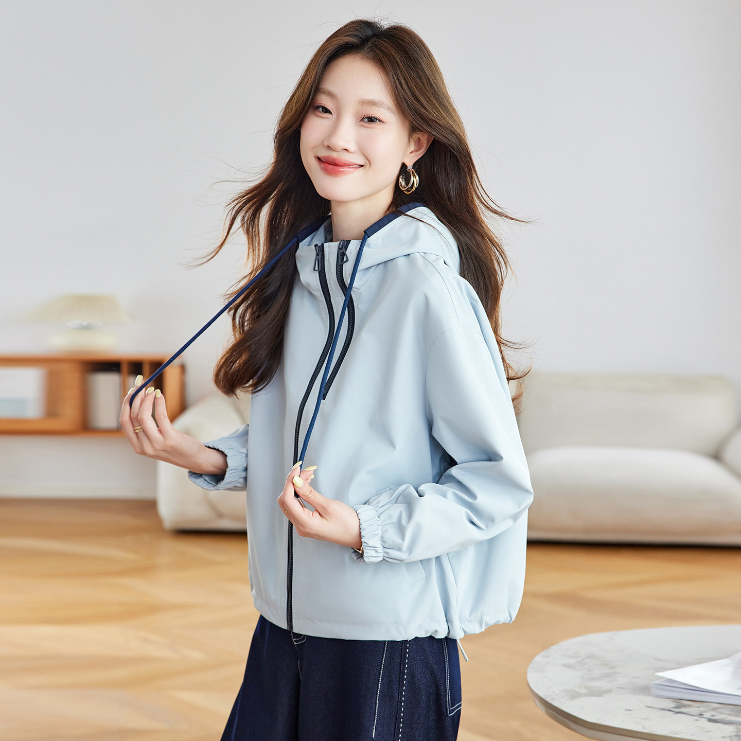 小个子短外套女2025秋季新款连帽短款春秋百搭时尚工装夹克冲锋衣,女装/女士精品,短外套,淘宝优惠券,粉丝福利购,淘宝优惠卷