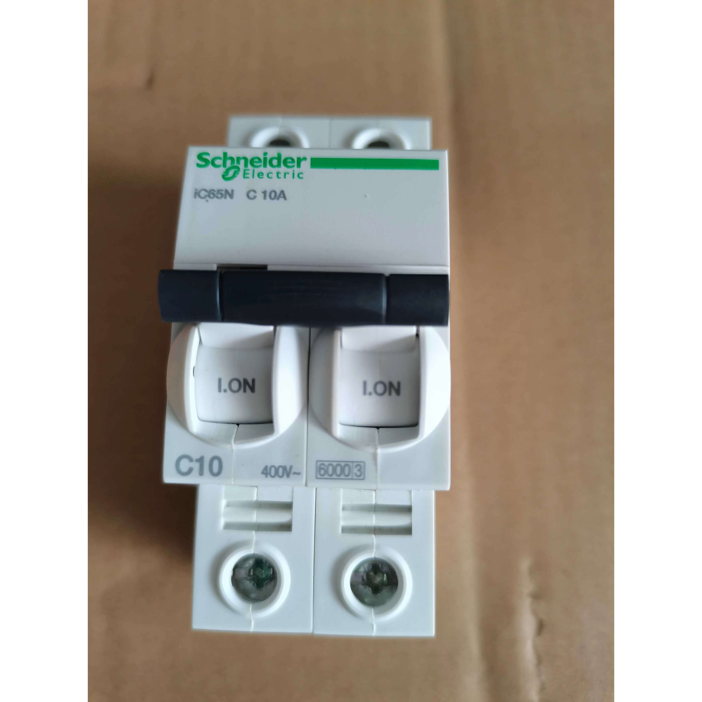 施耐德断路器空开 A9F18210 Acti9系列 iC65N 2P C10A