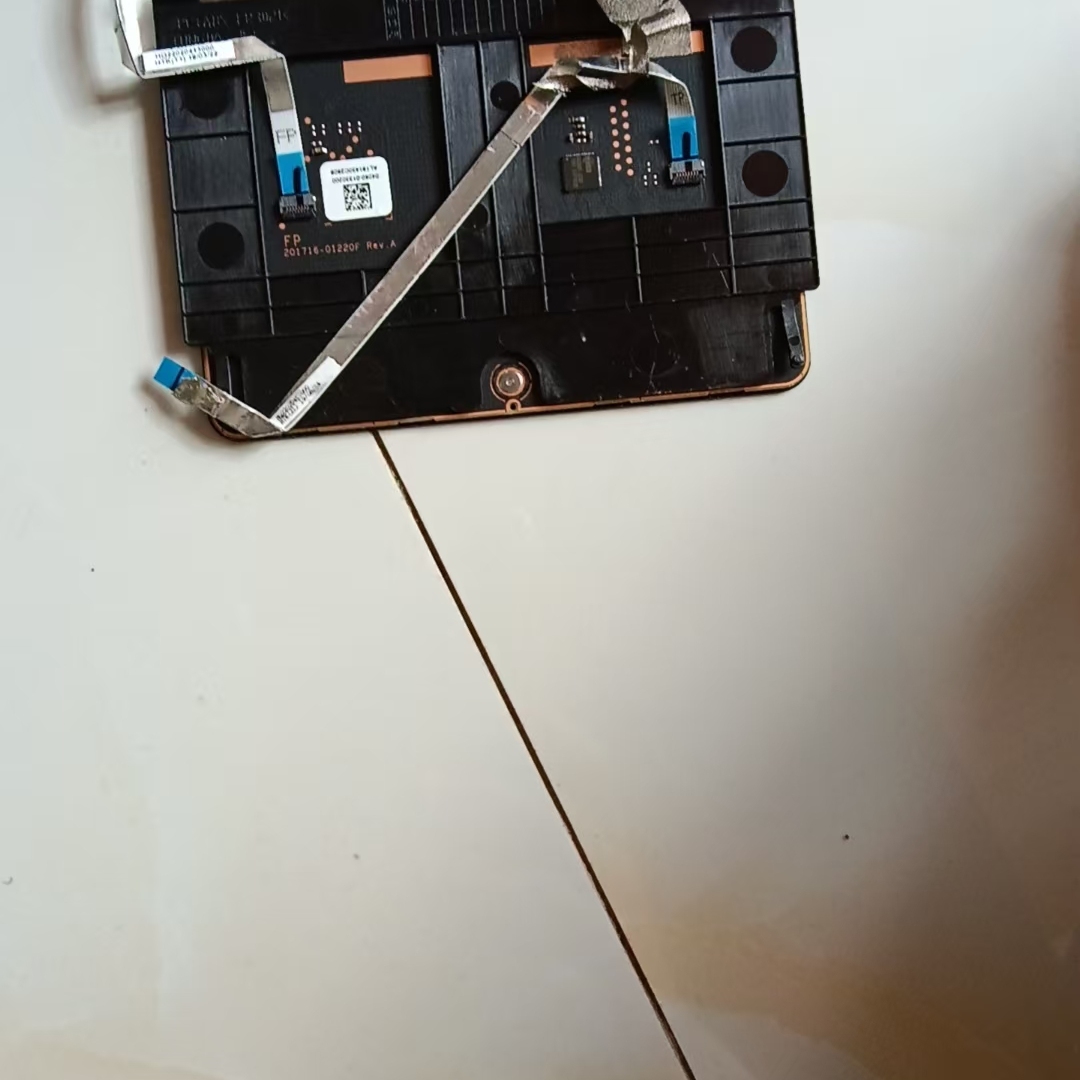 华硕TP412UFASF4100触摸板