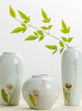 包邮景德镇高温陶瓷手工绘画小花瓶青瓷手绘荷花莲蓬花插装饰摆件