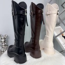 2025年复古棕色不过膝厚底长筒靴女秋冬英伦风增高时装靴子皮带扣