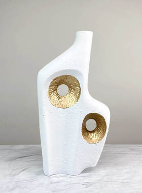 现代简约北欧黑白几何扭转花器花瓶摆件样板房售楼处软装饰品摆i.