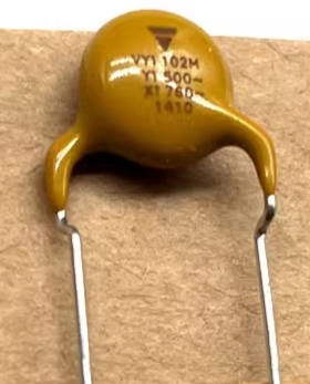 VY1102M 760v 500v x1 y1 吉利Ev450新能源充电机安规电容