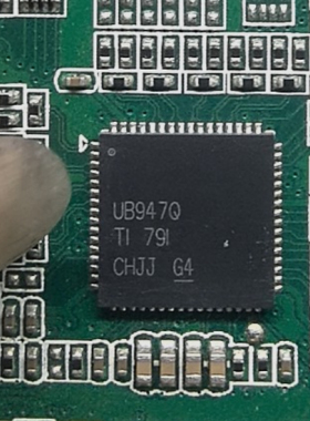 UB947Q DS90UB947TRGCRQ1  汽车电脑板串行器解码器芯片QFN