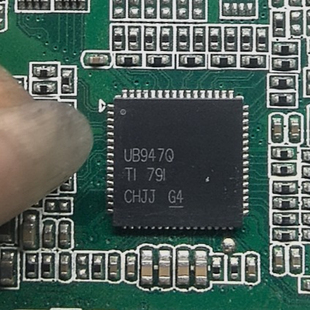 UB947Q DS90UB947TRGCRQ1 汽车电脑板串行器解码器芯片QFN