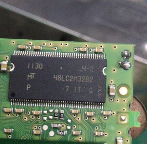 48LC2M32B2 MT48LC2M32B2P-7G TSOP86全新原装奥迪收音机易损芯片
