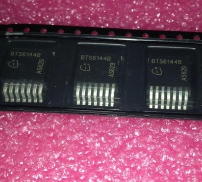 全新 BTS6144B 配电开关 负载驱动器IC TO263/7脚 贴片