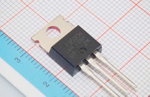 F9530N IRF9530N 场效应三极管 全新