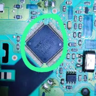 D780826B-324 汽车电脑板CPU芯片 全新