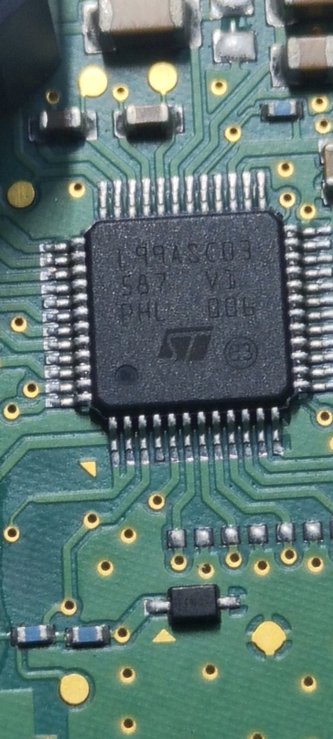 L99ASC03汽车电脑板电机驱动芯片