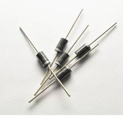 1N5404 IN5404 整流二极管 DO-27 3A 400V