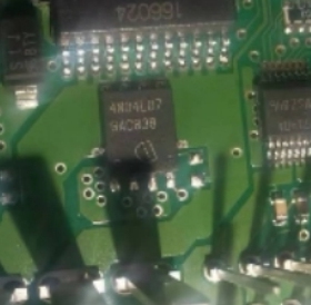 4N04L07 汽车电脑板芯片 QFN