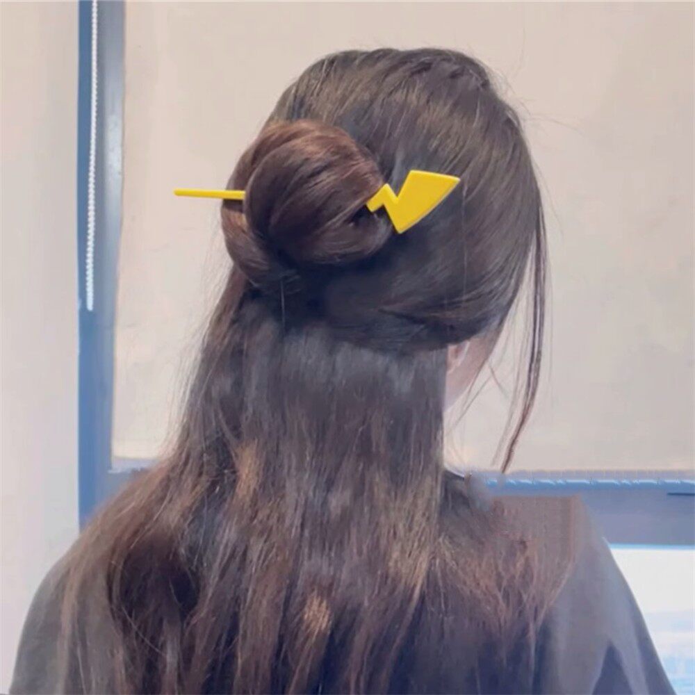 皮卡丘尾巴闪电发簪日韩可爱夹子日常现代头饰发夹发饰女