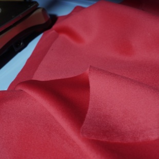 50%羊绒50%羊毛 绒细软好货 590g 96号康平纳玫红半精纺双面