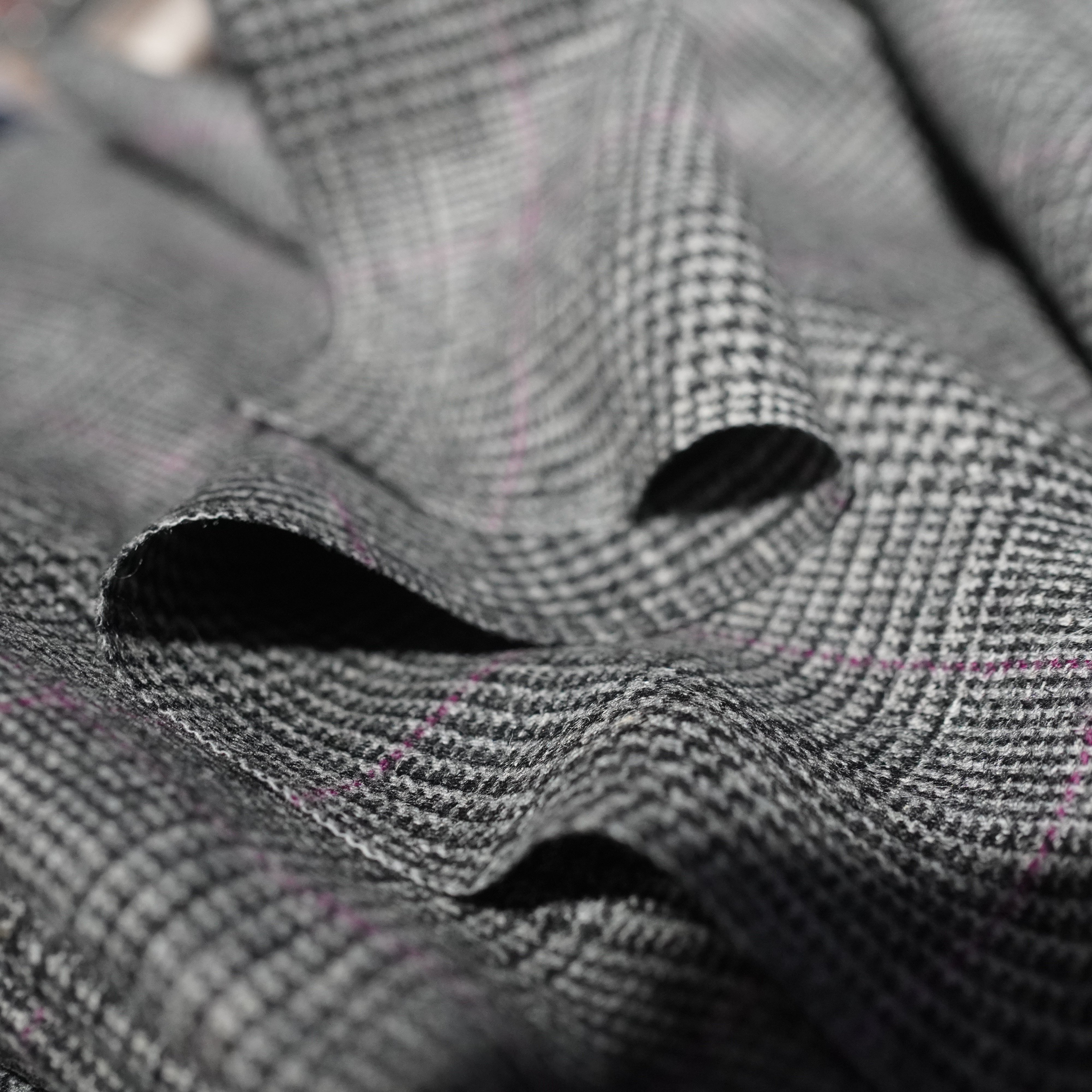 137号康家黑白格纹精纺羊绒 330g/3m 30%羊绒50%羊毛20%真丝,纺织面料/辅料/配套,毛呢布料,淘宝优惠券,粉丝福利购,淘宝优惠卷