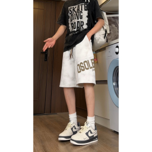 黑色美式短裤男款夏季青少年新款酷帅裤子休闲运动篮球中裤五分裤图片