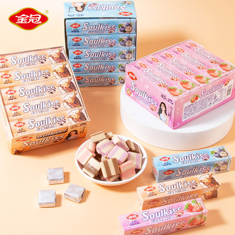 金冠乳酸菌草莓味奶糖330g盒装软糖办公室下午茶休闲小零食品批发