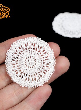 1:12娃娃屋diy小屋迷你模型OB11场景配件 白色编织镂空蕾丝桌垫
