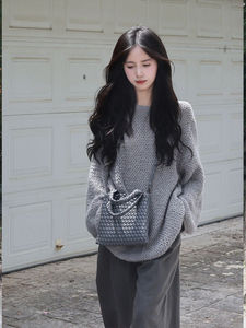 灰色慵懒风套头针织衫毛衣女秋季