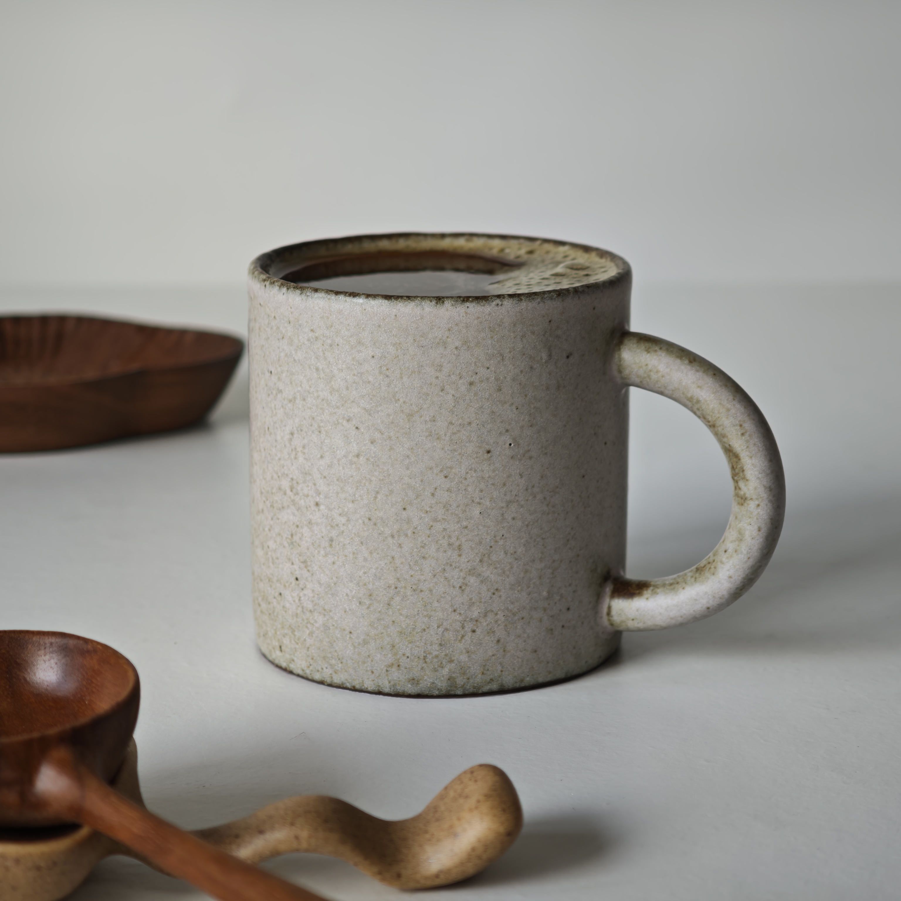 诺裔家 日本器 井山制陶所柴烧粉引窑变提把杯日式煎茶马克杯饮杯