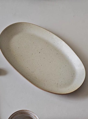 诺裔家 日式器 松川制陶侘寂半釉风格鹅卵形状长椭圆盘秋刀鱼菜盘