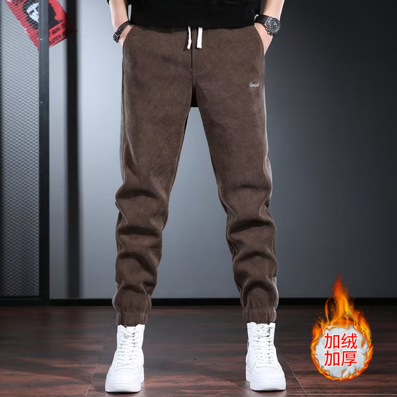 남성용 브라운 캐주얼 팬츠 트렌디한 브랜드 루즈한 레깅스 남성용 가을 겨울 신상 코듀로이 팬츠 벨벳과 두툼함 더하기