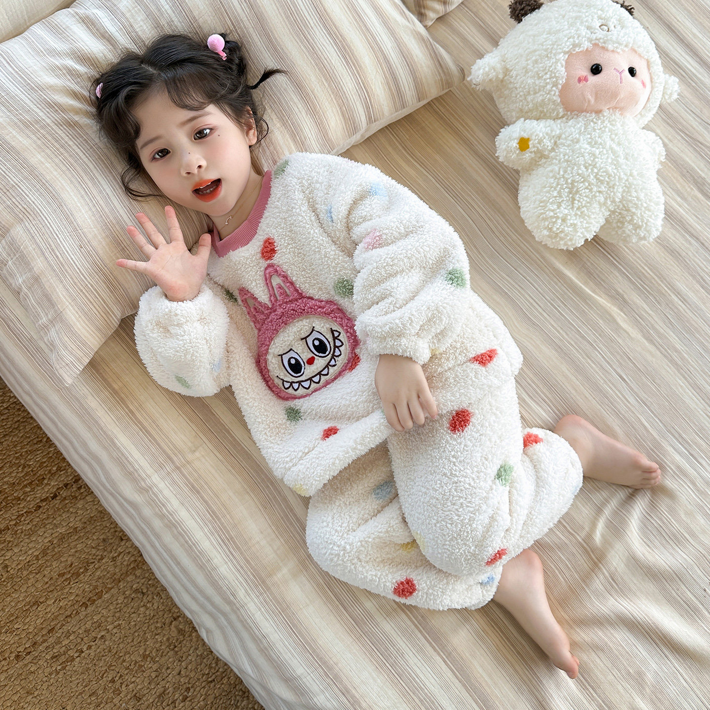 女童睡衣秋冬季珊瑚绒2025新款