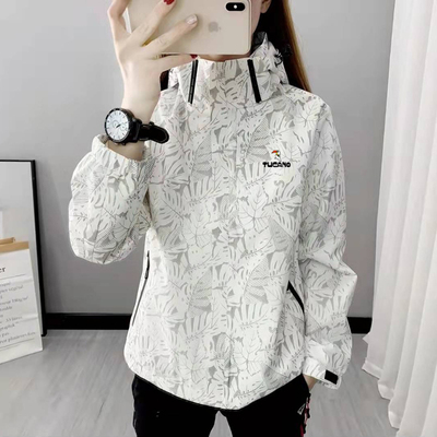 啄木鸟冲锋衣女防风防水夹克外套