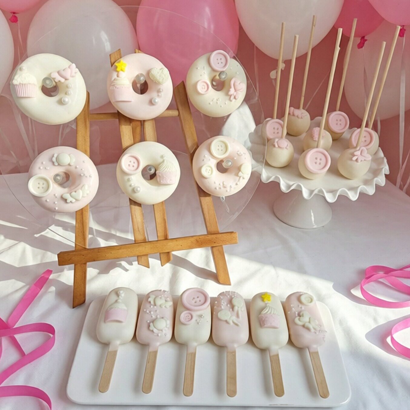 女孩宝宝宴甜品台桌巧克力甜甜圈棒棒糖蛋糕儿童生日派对西点甜点