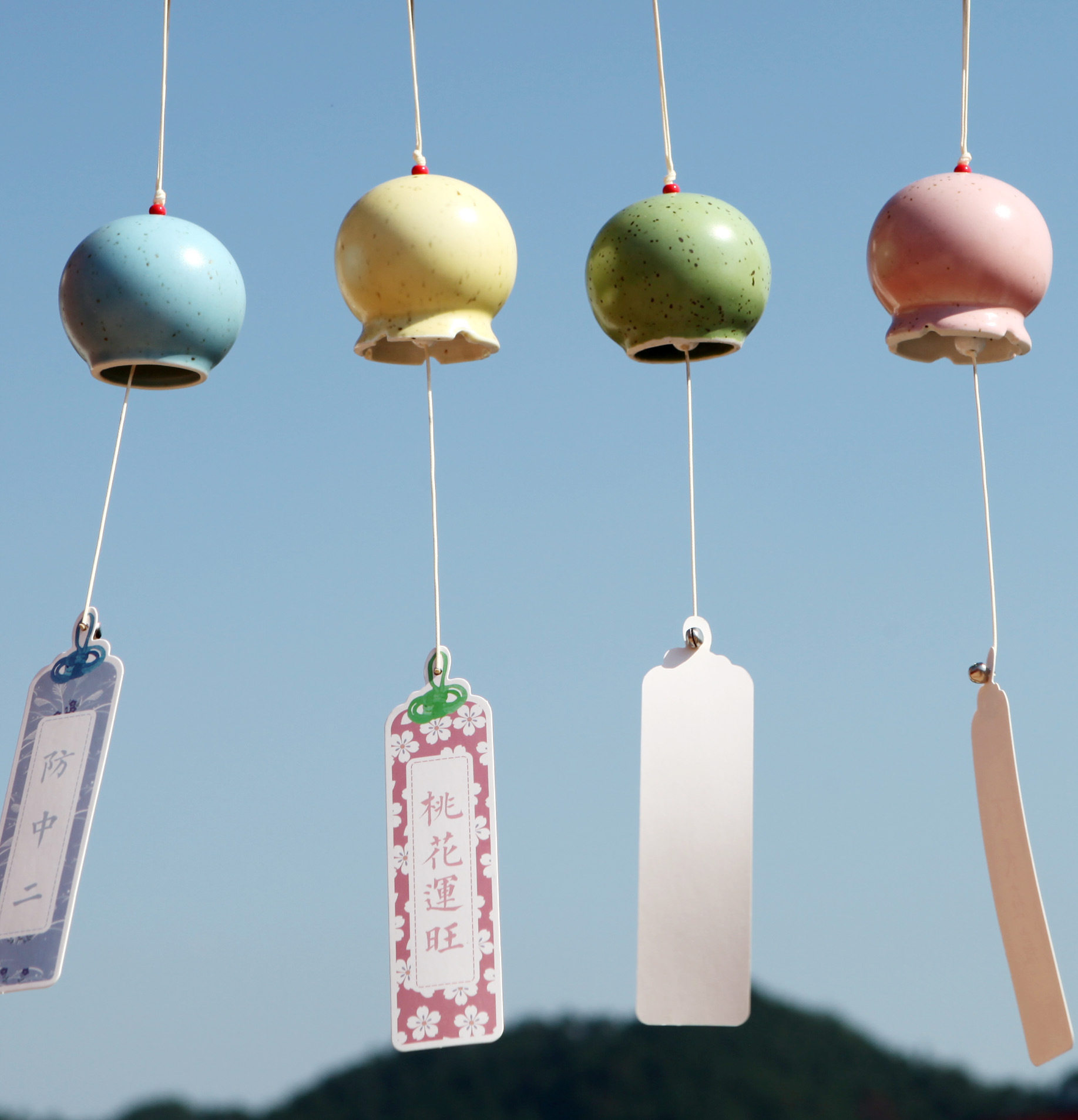 简约手绘手工彩绘陶瓷风铃挂饰创意家居饰品店铺装饰门口玄关挂件