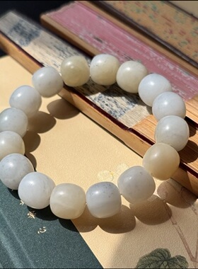 【谢钰儿】新疆和田玉籽料糖青花玉老型珠手串
