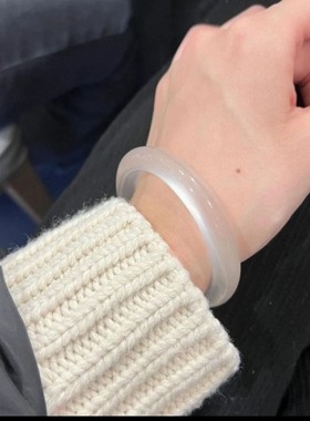 白月光荔枝冻玛瑙马料玉髓手镯子