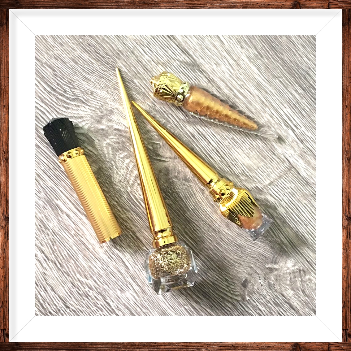 ChristianLouboutin金色限量版