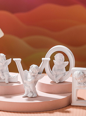 纯白丘比特 LOVE 字母摆件 树脂工艺 七夕礼物婚房桌面装饰工艺品
