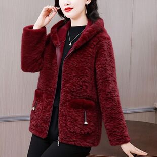 带帽子仿羊羔绒外套女加绒复古红色上海富婆女装阔太太短款夹克衫