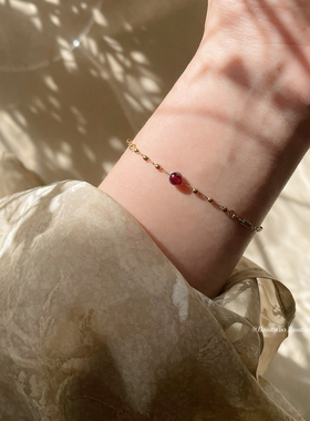 Basstudio 石榴石手链简约天然石首饰单珠圆珠酒红色钛钢镀18K金