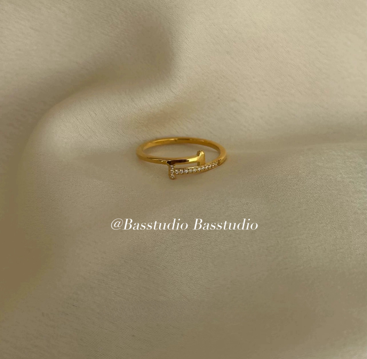 Basstudio时尚轻奢双t镶钻钛钢戒指女小众设计高级感不掉色食指戒