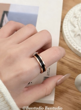 Basstudio不掉色滴油玫瑰金黑白食指戒小众情侣素圈戒女轻奢高级
