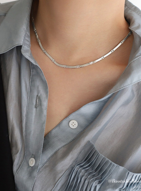 Basstudio 法式小众蛇骨链星星批花简约项链钛钢镀18K金欧美轻奢