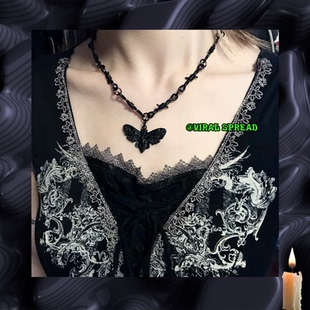 VIRAL SPREAD ins哥特暗黑系荆棘骷髅飞蛾摇滚吊坠项链 包邮
