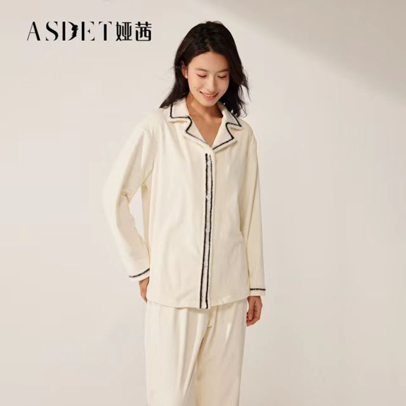 女士海岛绒小香风翻领家居服套装
