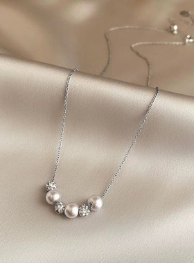 法式小香风气质百搭设计感优亮珍珠香巴拉球锁骨链轻奢高级感项链