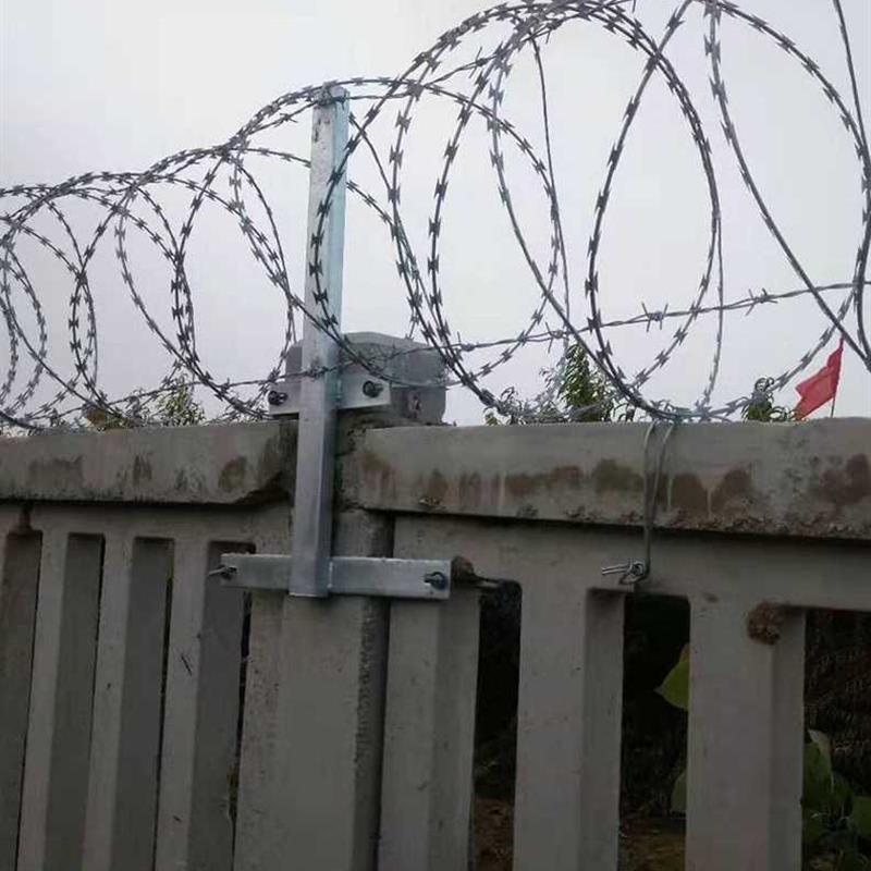 聚远JUYUAN铁路防护栅栏刺丝滚笼高铁隧道防护带支架螺丝全套供