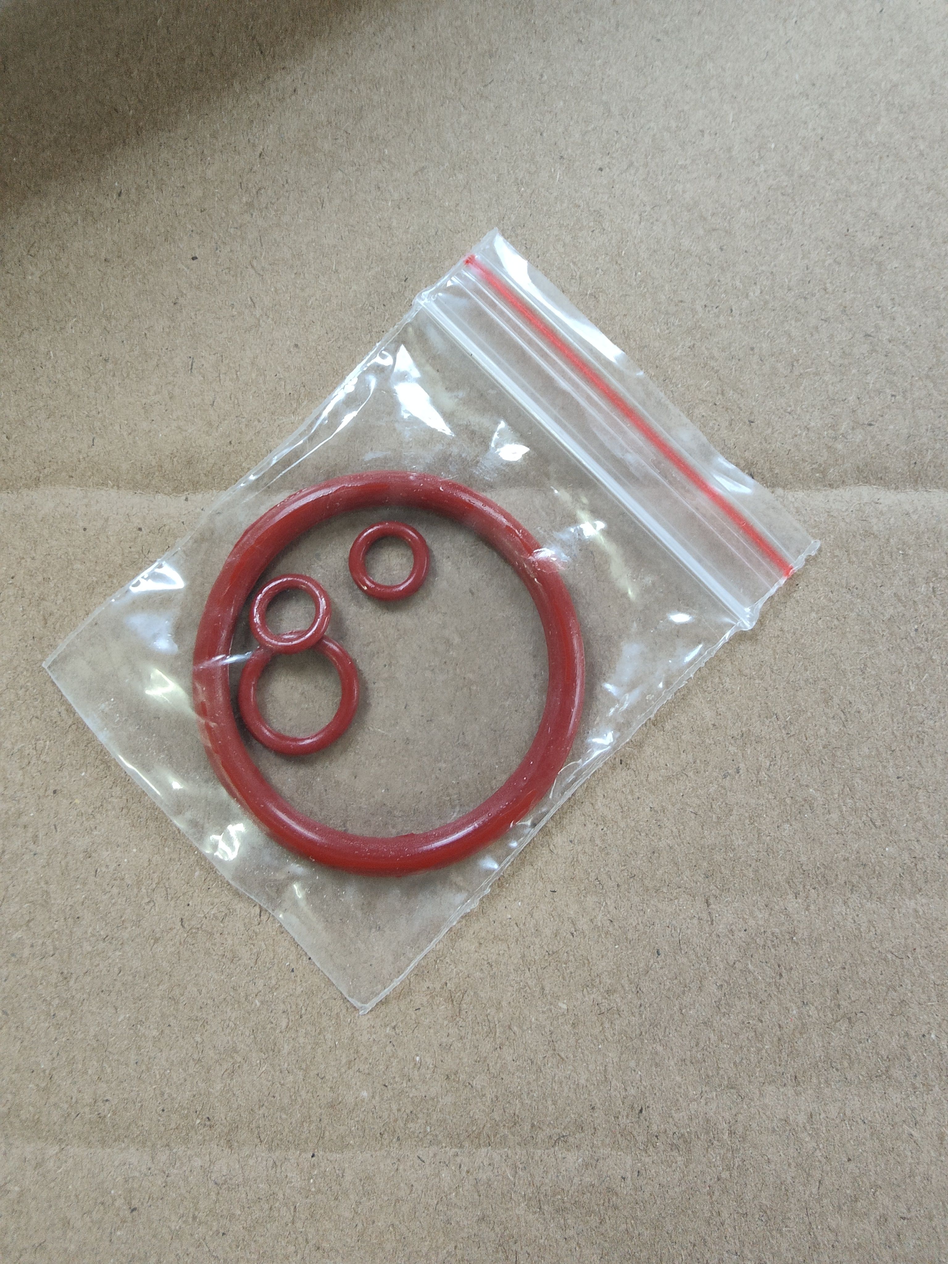 路玛德颐咖啡机说明书酿造核心渣盒吸奶软管等配件需要联系客服