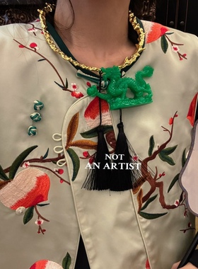 2025原创春季国风美学设计纯手工树脂仿真玉石龙浮雕流苏项圈小众